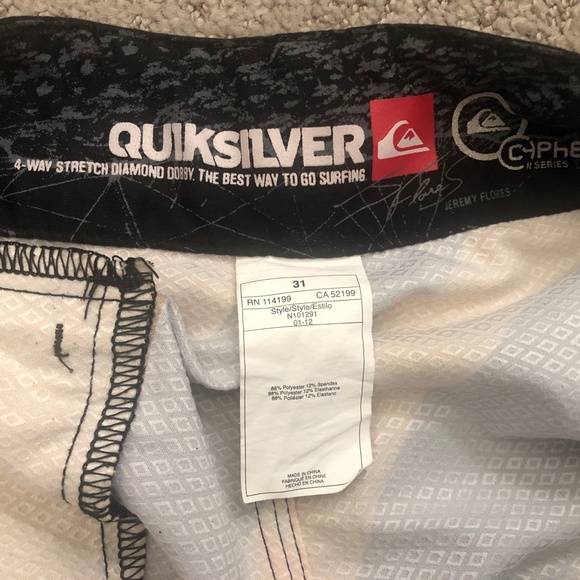 Quiksilver 20" 4-Way Stretch Diamond Dobby Boardshorts 31W - Picture 3 of 5